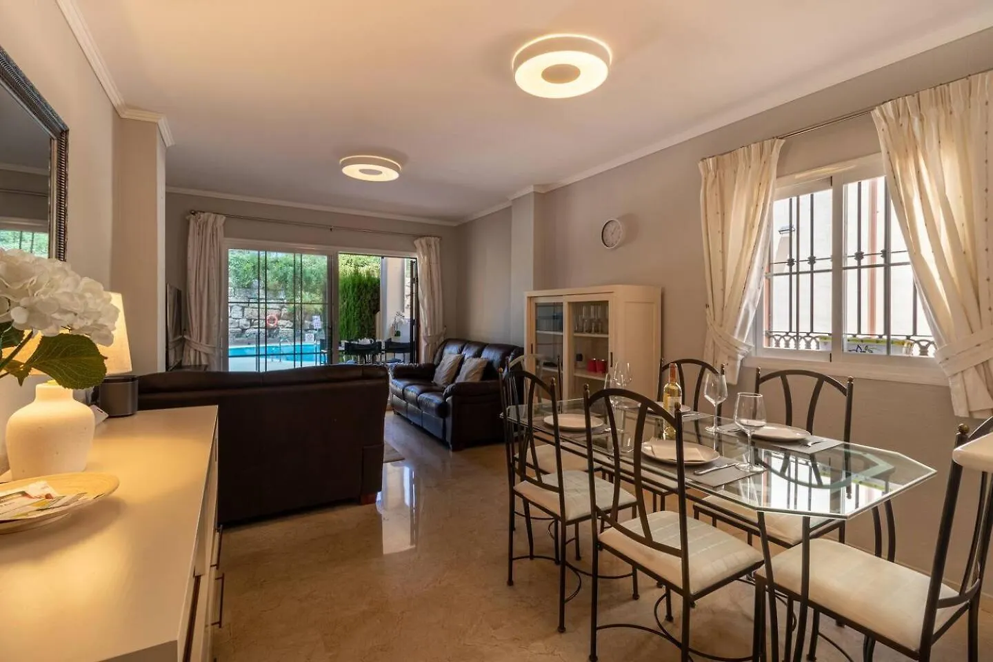 Apartmán Mijas Golf 3-Bed Ground Floor Direct Pool Access Santa Fe de los Boliches 0*,  Španělsko