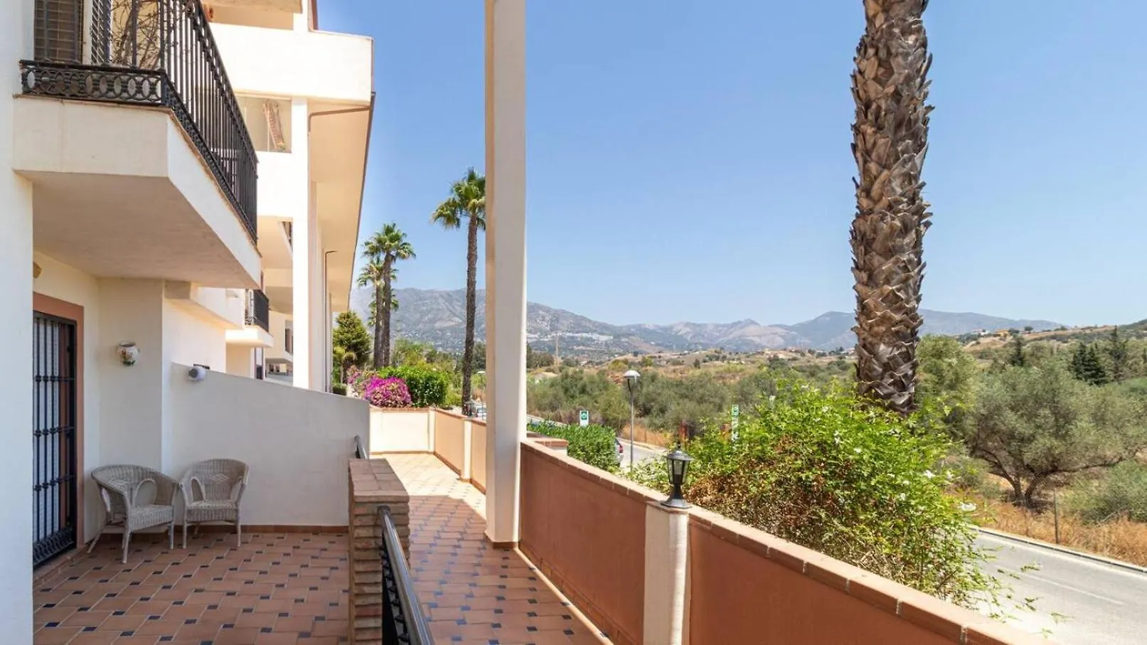 Mijas Golf 3-Bed Ground Floor Direct Pool Access Apartment Santa Fe de los Boliches Spain